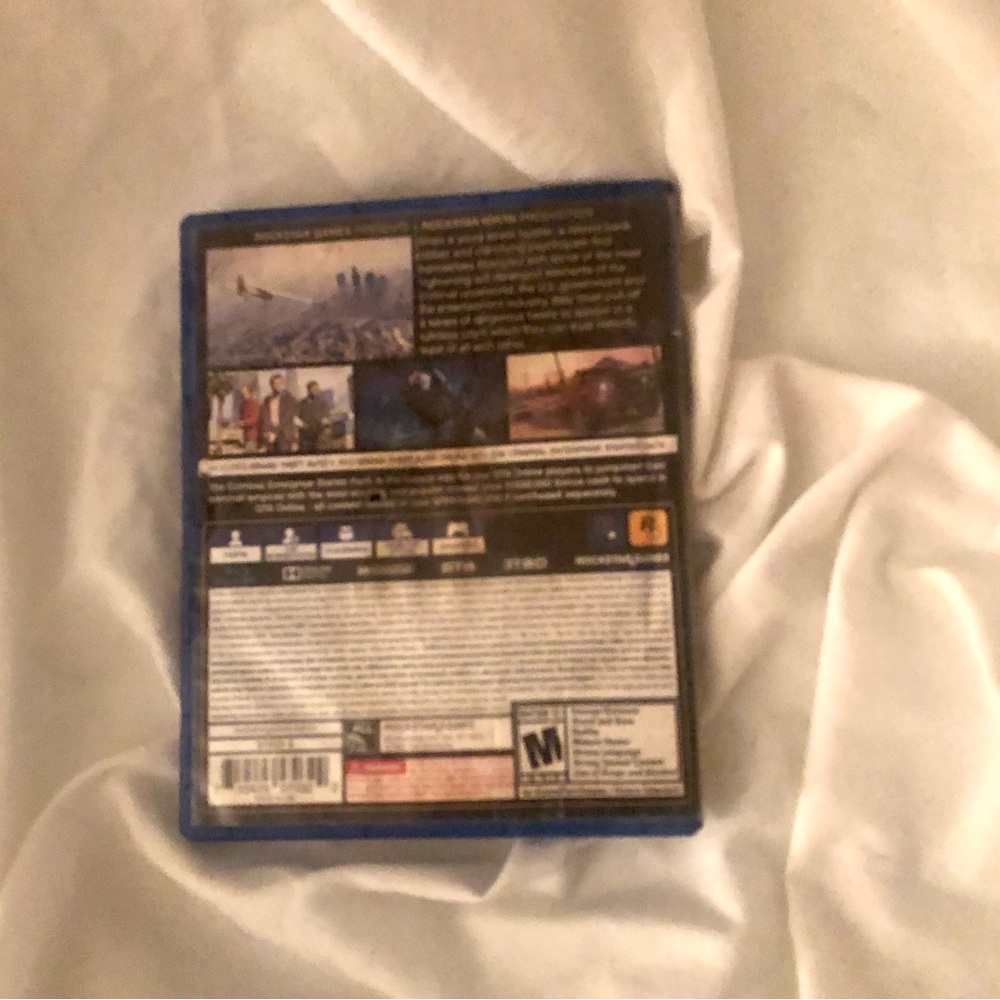 Ps4 game bundle - Picture 3 of 6